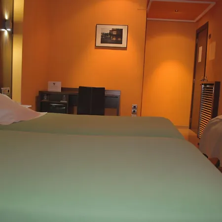 Hotel Gran Via 3*