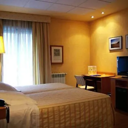 Gran Via Hotel 3*