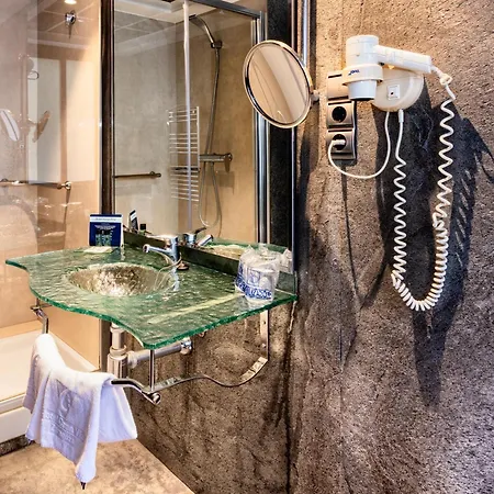 Gran Via 3* Zaragoza