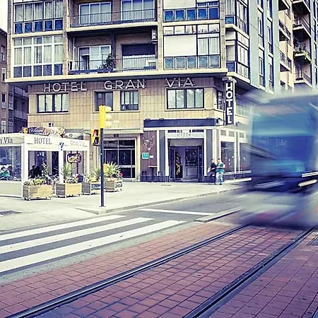 Отель Gran Via 3*