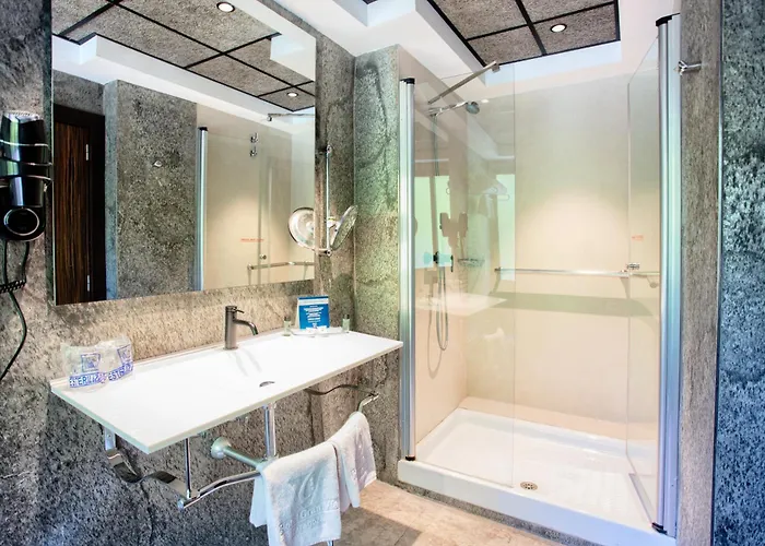 Gran Via فندق سرقسطة