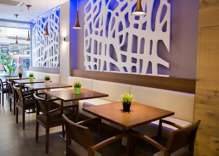 فندق Gran Via 3*